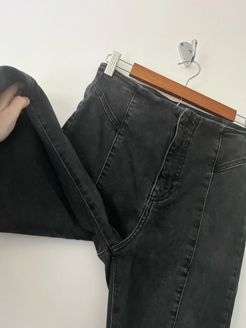 We The Free People Curvy High Rise Flare Festival Hippie Jeans Black 28